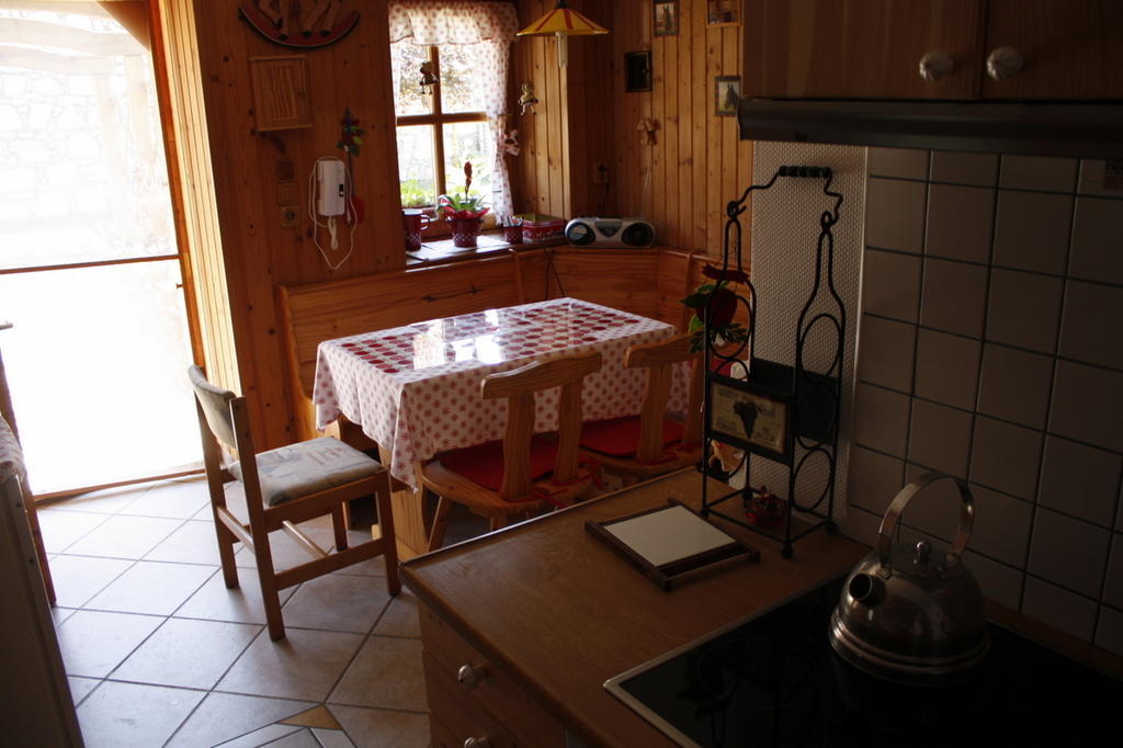 Falusi Vendégház Etyek Quarto foto